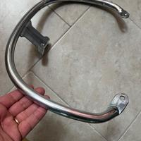 Maniglia passeggero cromata Piaggio Vespa.