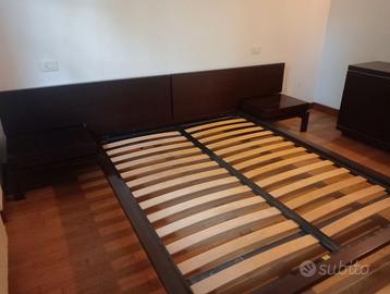 Letto matrimoniale wengè con comodini