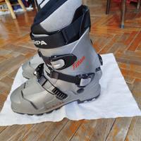 scarponi sci alpinismo  SCARPA mod.Titan