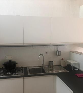 Cucina completa di elettrodomestici
