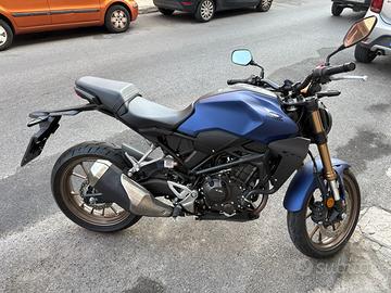 Honda CB 300 R