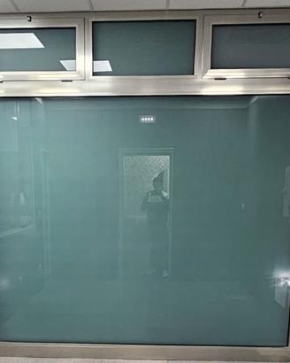 Infisso alluminio per vetrina