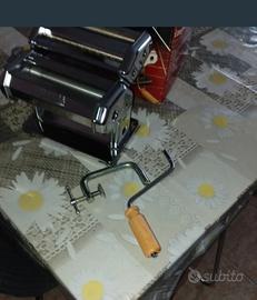 Macchina per la pasta fresca Imperia 