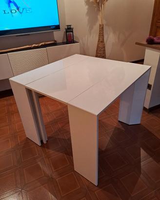 Tavolo estensibile laccato bianco