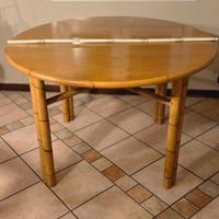 Tavolo rotondo in vimini