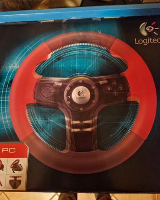 volante e pedaliera force feedback logitech