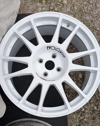 4 cerchi EvoCorse  8Jx18  4x100