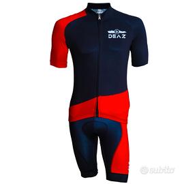 completino ciclismo maglia salopette e calzini 