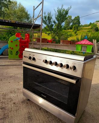 Cucina da 90x60 Lar.El tutto forno a Gas 5 fuochi