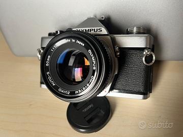 Olympus Om-2 testata