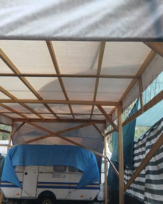 Tettoia in legno