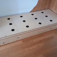 Letto in legno 80X200 cm.