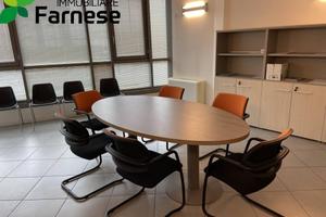 Immobile di 80 m² con 4 locali a Piacenza