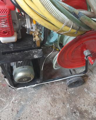 Pompa elettrica e scoppio 