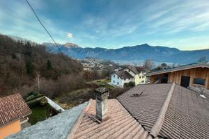 Maso indipendente parzialmente ristrutturato