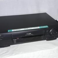 JVC HR-J260 VIDEOREGISTRATORE VHS RECORDER NTSC PL