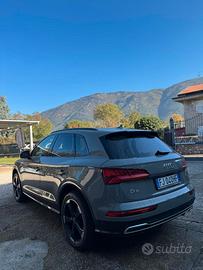 AUDI Q5 2.0 190CV S-LINE BLACK LIMITED EDITION