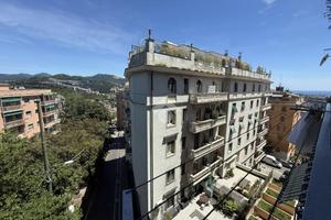 4 LOCALI A GENOVA
