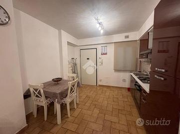 MONOLOCALE A SAN GIOVANNI IN PERSICETO