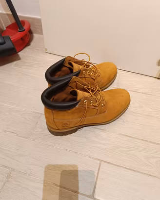 paio di scarpe Timberland waterproof 