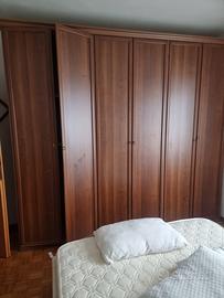Mobili camera da letto compreso di materasso