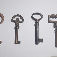 Chiavi Antiche -Chiavi Scheletro-Chiavi Barile