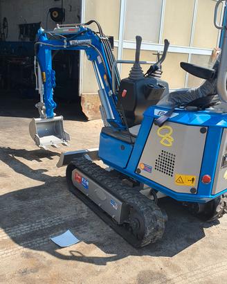 mini escavatore eb 09