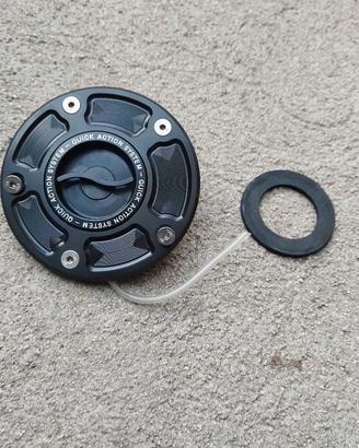 Tappo benzina racing Accossato per Suzuki