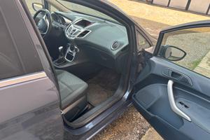 Ford fiesta 1.6 tdci  euro 5B  2011