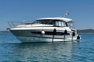 Barca Usata-Jeanneau NC 37 Sport Top
