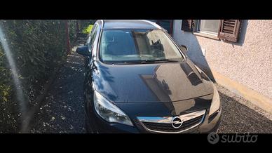 Astra sport tourer cosmo