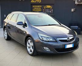 Opel Astra 2.0 CDTI 165CV Sports Tourer Cosmo S