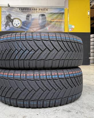 2 Gomme Michelin 215/70R15C 4 Stagioni 90% Residui