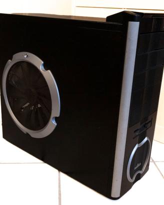 Case ENERMAX modello Chakra