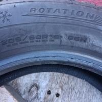 Pneumatico invernale 205/60/16 96h