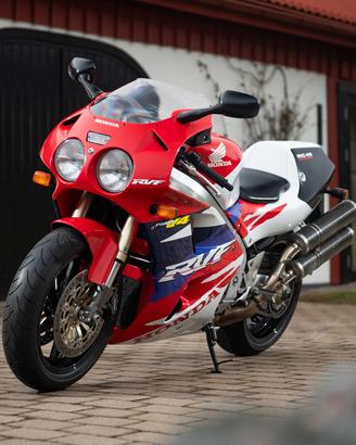 Honda RVF 750R RC45