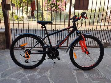 Mountain Bike Bambino B'TWIN Rockrider 24"