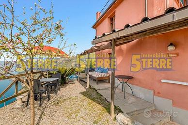 Rustico / Casale di 40 m² con 3 locali a Riomaggio