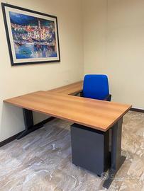 Scrivania per ufficio