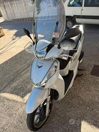 sh 300