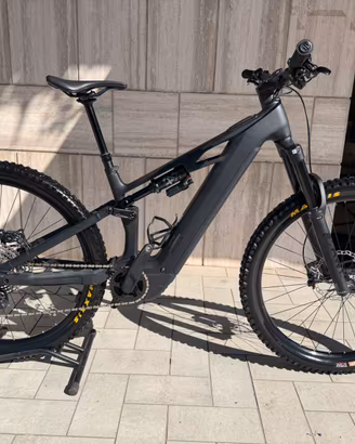 E-mtb cube stereo One 44 race