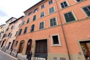 Appartamento di 125 m² con 4 locali a San Vito Rom