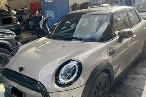 MINI COOPER 5p 1.5 automatica