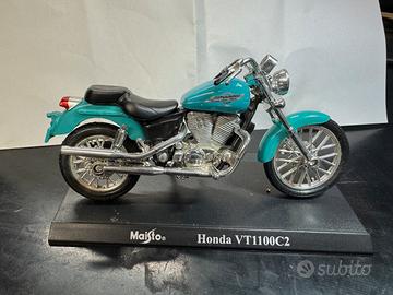 Modellino Maisto HONDA VT1100 C2