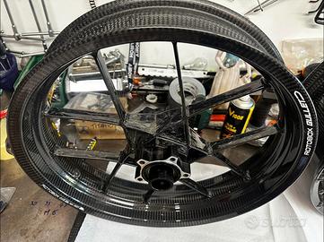 Cerchio  carbonio KTM 1290 1390  SUPER DUKE