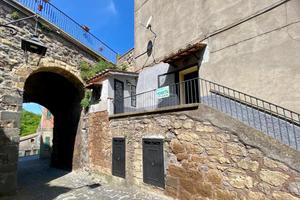 3 LOCALI A LATERA