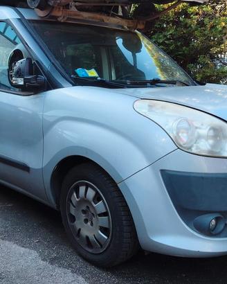 Pezzi di ricambio fiat doblò anno 2011