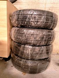 Pneumatici nuovi Dunlop 175/65 R15 84H – Mai usati