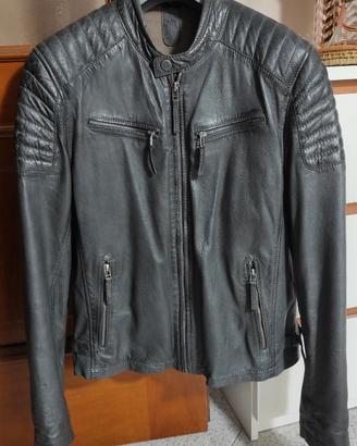🧥 Giubbotto in pelle stile biker 🏍️
