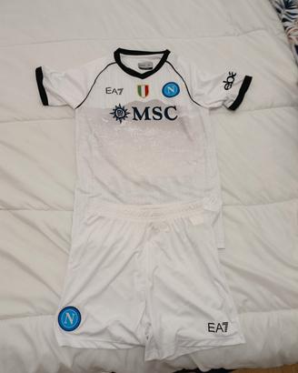 completo calcio Napoli 